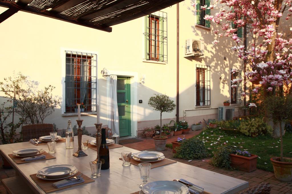 B&B La Magnolia Ostiglia Exterior foto